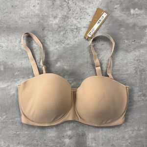 Fits Everybody Strapless Bra